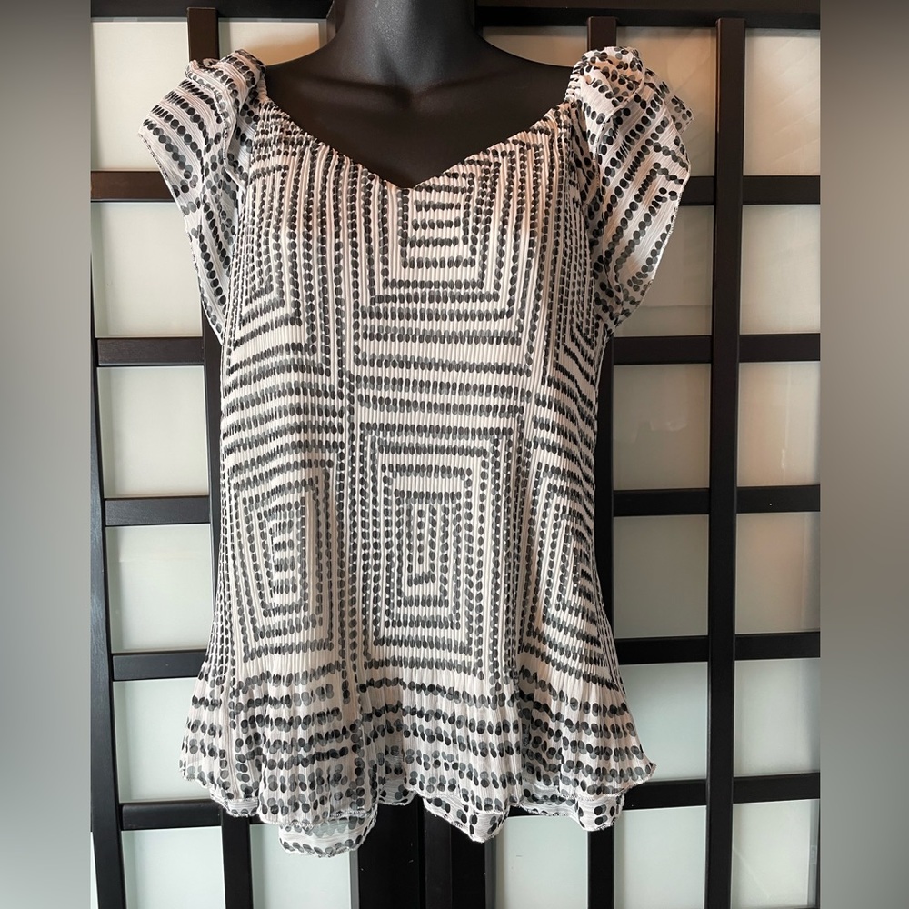 Womens Sleeveless Top | BLACK WHITE GRAY